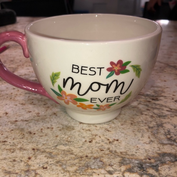 “Best Mom Ever” Coffee Mug - Picture 3 of 3